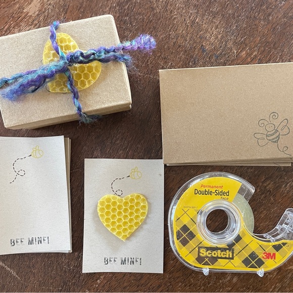 Bee Mine! Valentine’s Day Cards. DIY. Pack of 12. - Picture 9 of 11